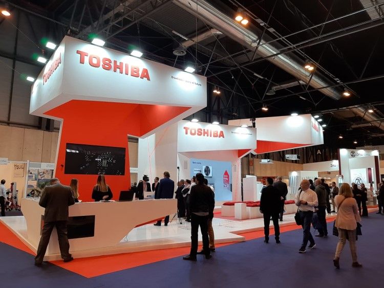 Stand Toshiba